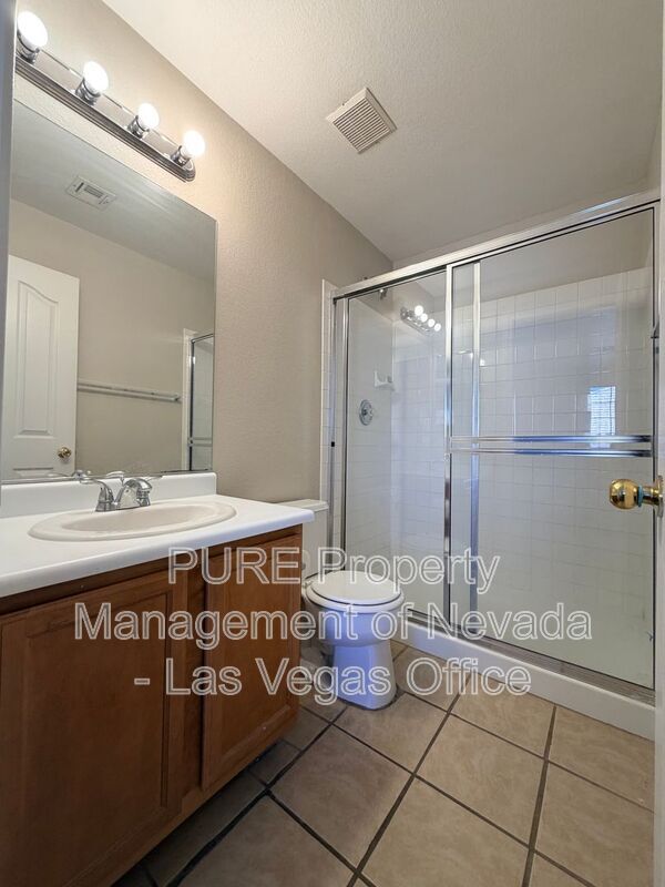 Building Photo - 505 Chestnut View Pl