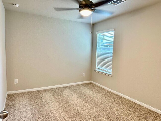 Building Photo - 2362 Tavo Trails Dr