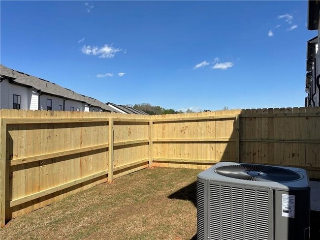 Building Photo - 159 Auburn Run Ln