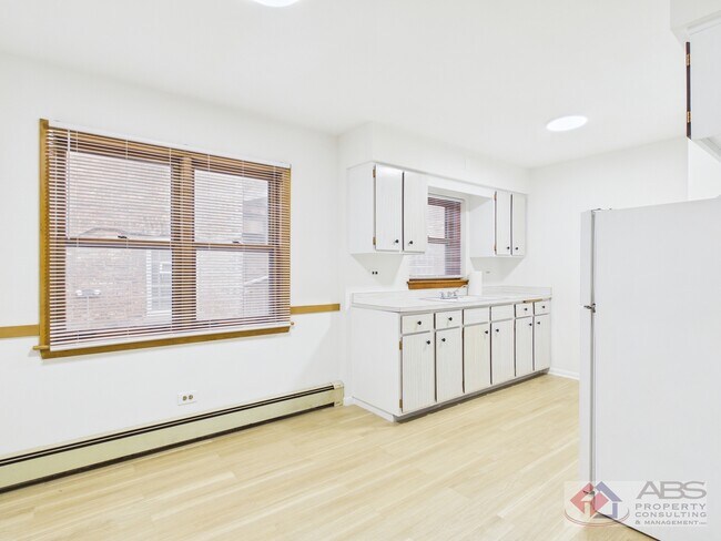 Building Photo - 11219 S Martin Luther King Dr