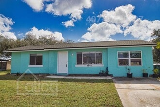 Building Photo - 4640 Pan American Blvd