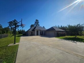 Building Photo - 339 Beltz Rd