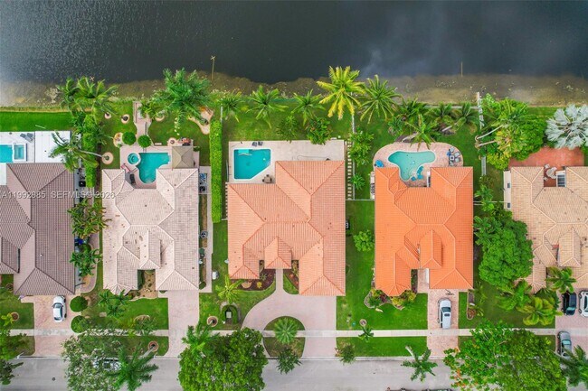 Building Photo - 16418 NW 14th St