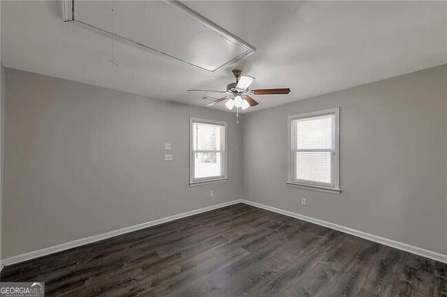 Building Photo - 1333 Womack Ave