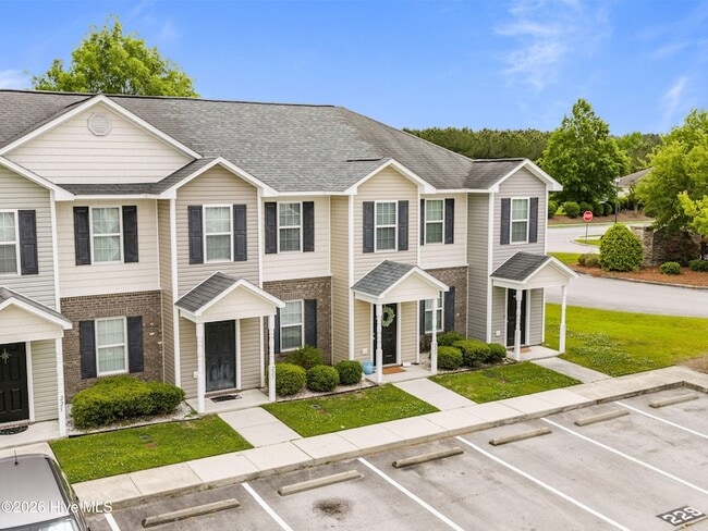 Building Photo - 229 Glen Cannon Drive