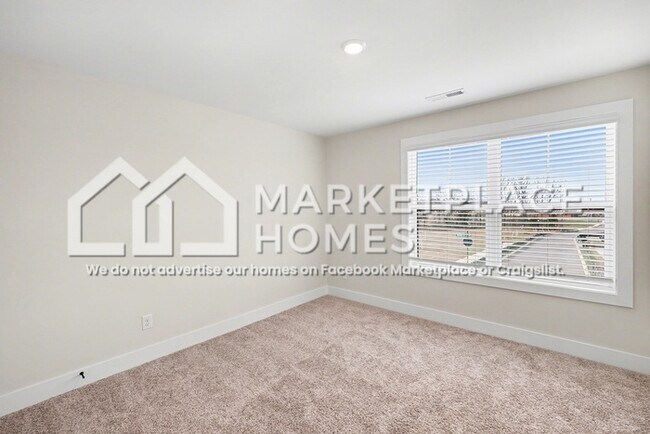 Building Photo - 4015 Norman Dr