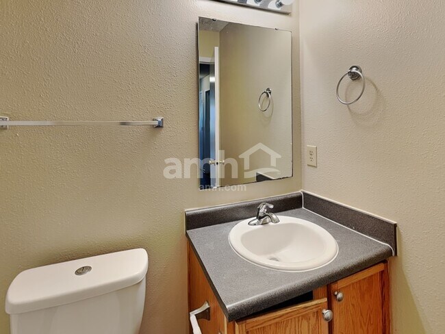 Building Photo - 10845 Albertson Dr