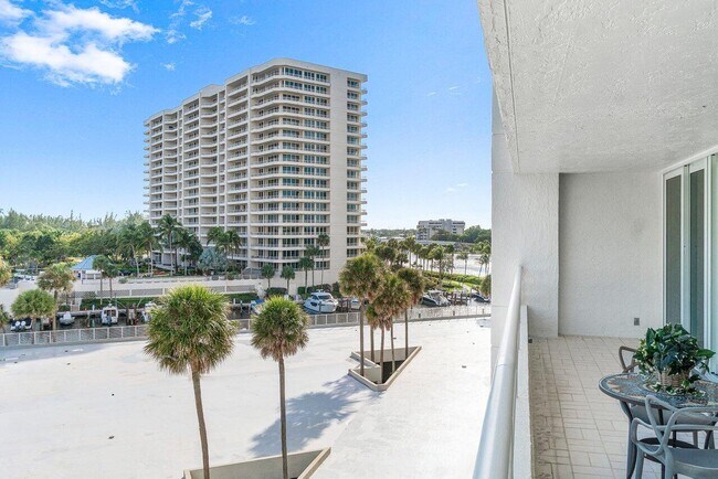 Building Photo - 4201 N Ocean Blvd