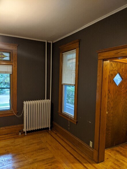 Building Photo - 2255 Pierce St NE