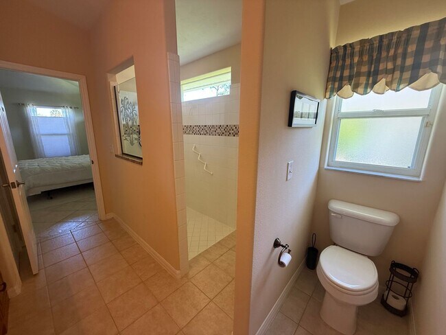 Building Photo - Beautiful 3 bedroom, 2 Bathroom home in the Turnbull Bay Golf Course Community