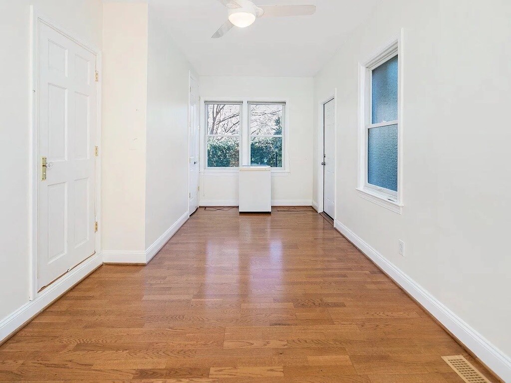 Building Photo - 4908 45th St NW
