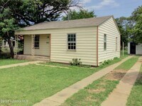 Building Photo - 2912 Emory St