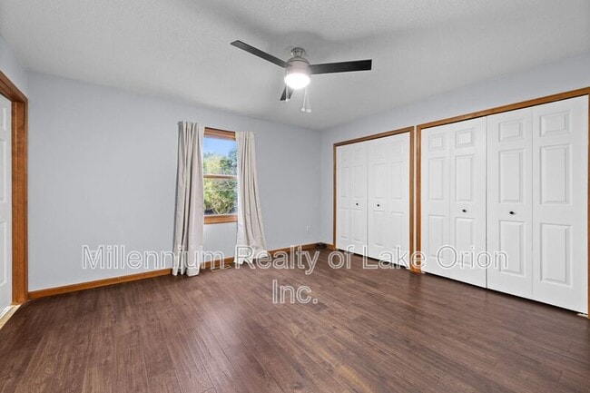 Building Photo - 303 S Saginaw St