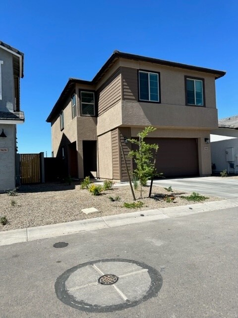 Building Photo - 9440 E Supernova Dr