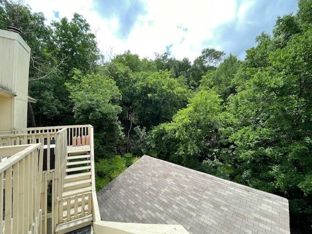 Building Photo - 8808 Mountain Ridge Dr