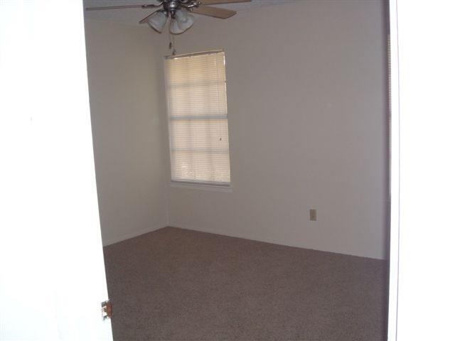 Building Photo - 8400 Jamestown Dr