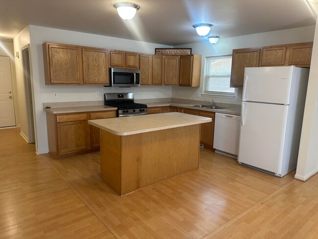 Building Photo - 3161 Kassab Ln