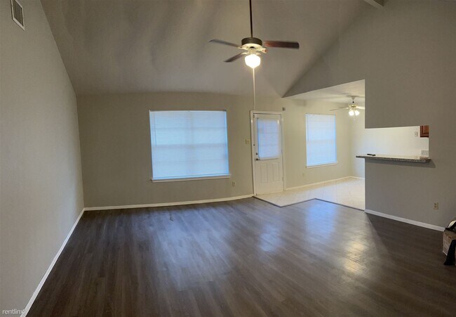 Building Photo - 3 br, 2 bath House - 7522 Echo Pines Dr