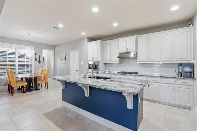 Building Photo - 1413 Nutmeg Ct