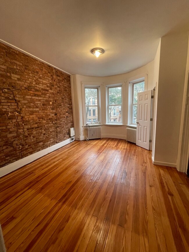 bedroom 3 - 6066 69th Ave