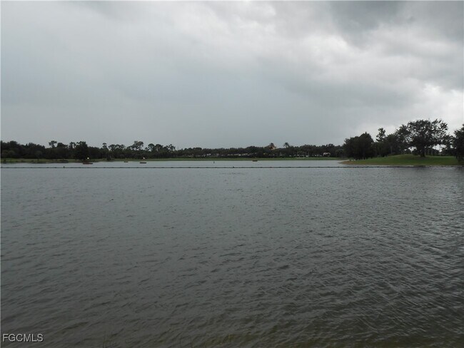 Building Photo - 10720 Ravenna Way