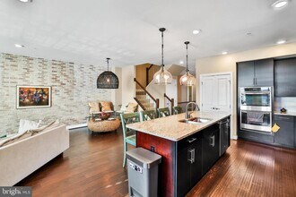 Building Photo - 3310 Tribune Ct