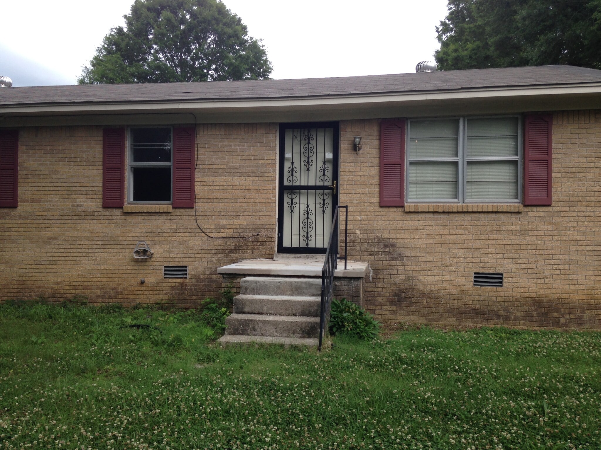 Building Photo - 502 Jeff St