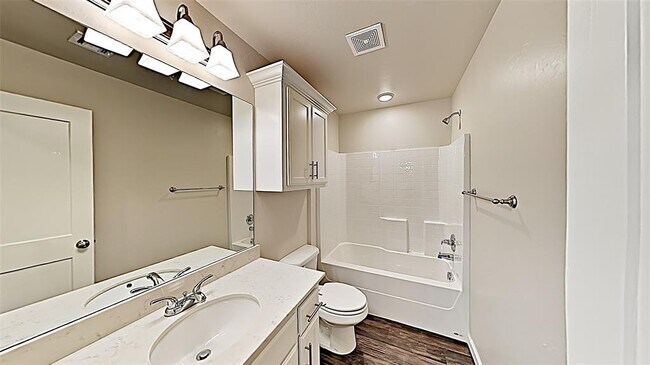 Building Photo - 4923 Avion Ct