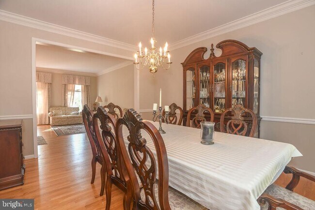 Building Photo - 205 Dangina Dr