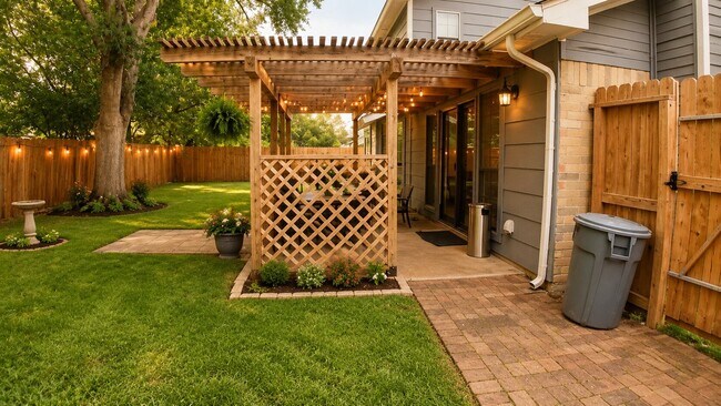 Building Photo - 20434 Blue Juniper Dr