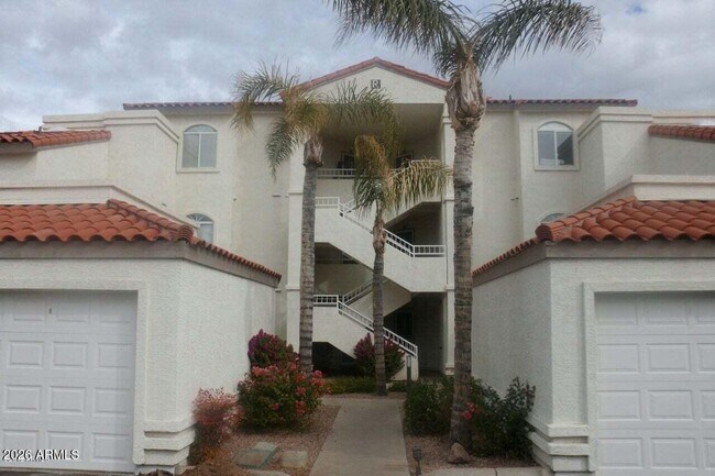 Building Photo - 10080 E Mountainview Lake Dr