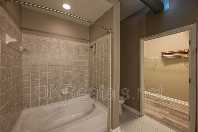 Building Photo - 5300 Peachtree Rd