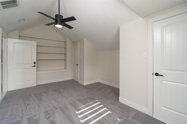 Building Photo - 853 Coastal Ct