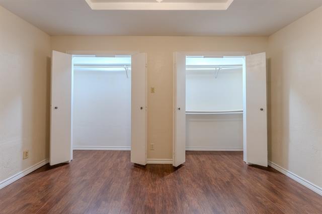 Building Photo - 922 Shady Creek Ln