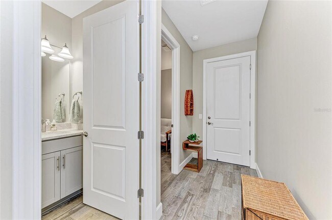 Building Photo - 17002 Hampton Falls Terrace