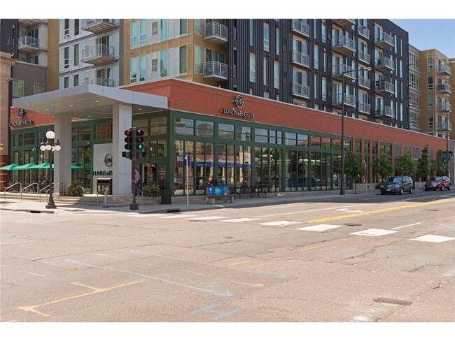 Building Photo - 66 9th St E