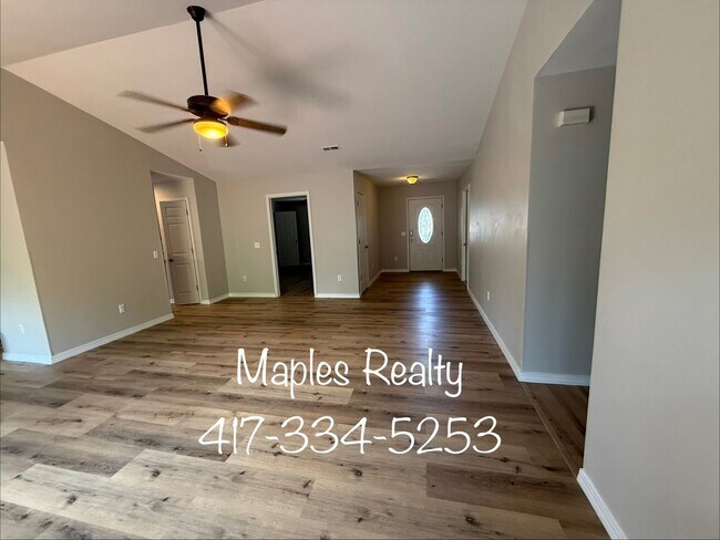 Building Photo - 141 Scotch Pine Ct