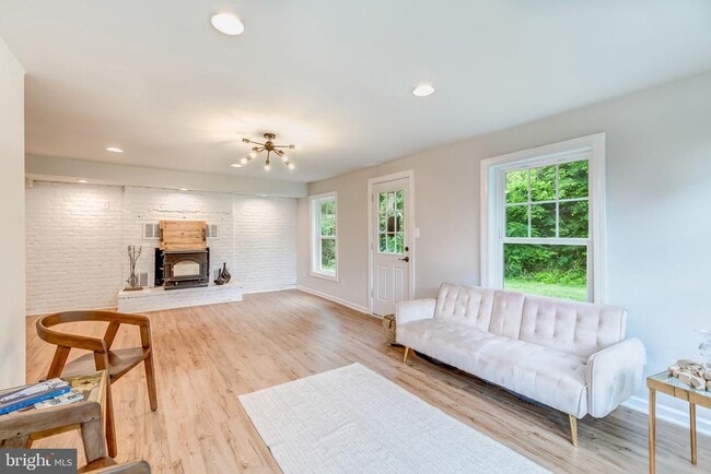 Building Photo - 24436 Lenah Rd