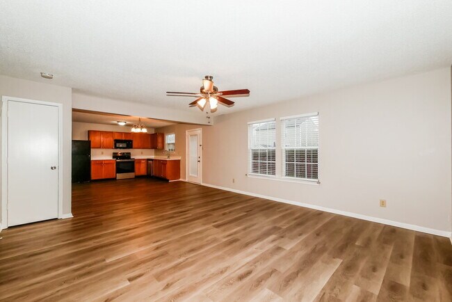 Building Photo - 2308 Harvest Moon Dr