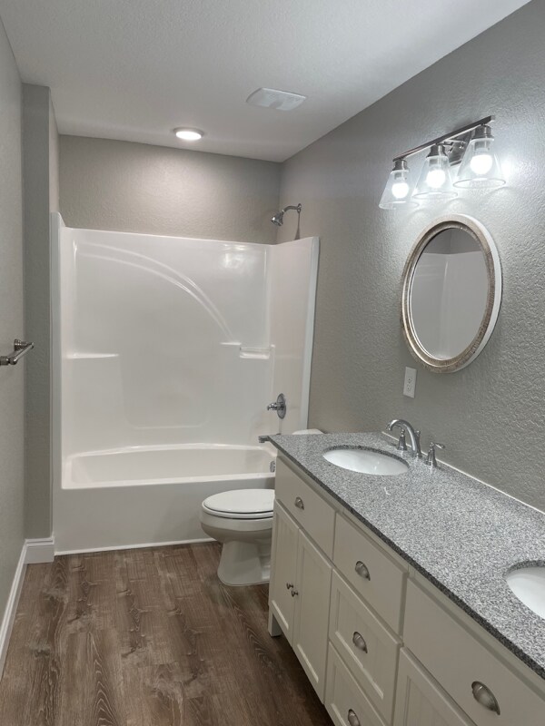 Building Photo - 6870 Trailride N