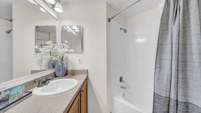 Building Photo - 9763 Magnolia Blossom Dr