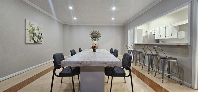 Building Photo - 2965 Pharr Ct S Northwest