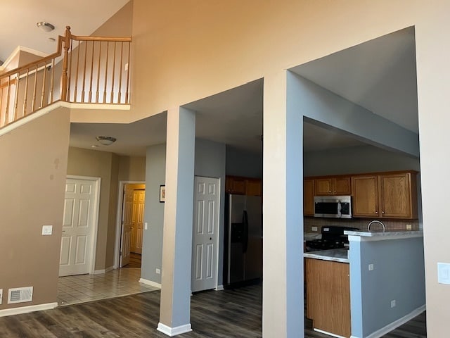 Building Photo - 281 Bay Dr