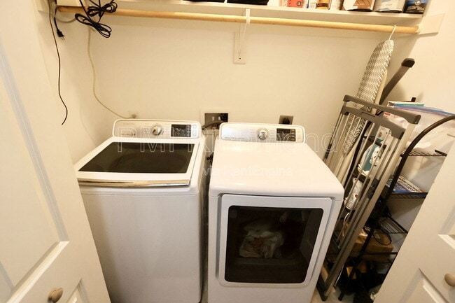 Building Photo - 612 N 30th St