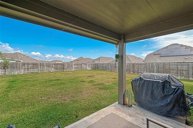 Building Photo - 20202 Creekdale Bend Dr