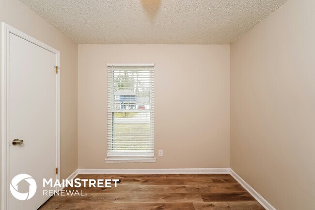 Building Photo - 2505 Galloway Dr