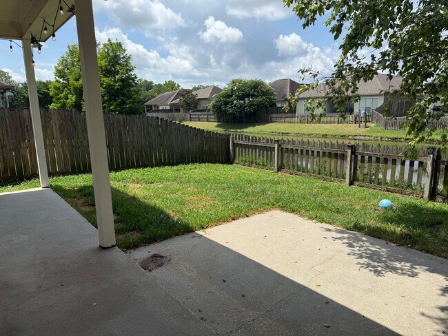 Building Photo - 3BD 2BA House on Nicholson Lakes Subdivision