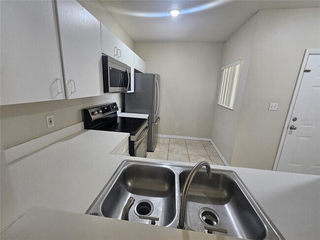 Building Photo - 13216 Villa Vista Dr