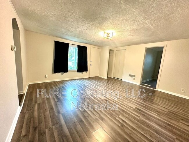 Building Photo - 2046 N 69th St