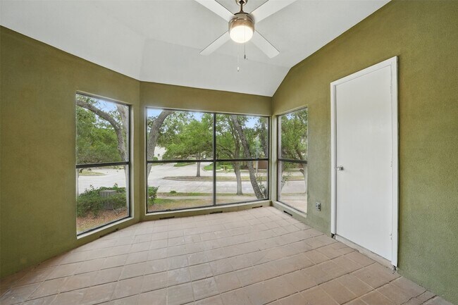 Building Photo - 4144 Greystone Way